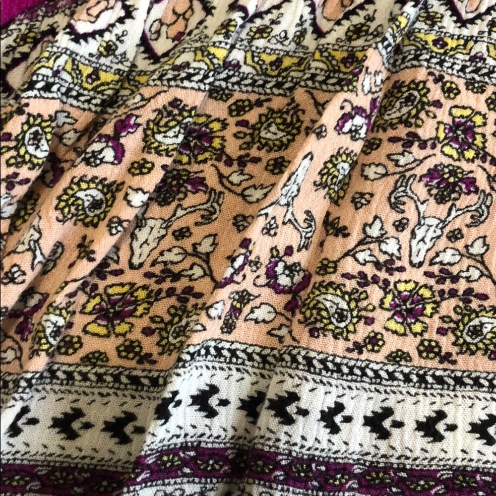 Skirt - Picture 3 of 4